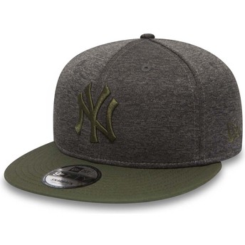 New Era Flat Brim Green Logo 9FIFTY Heather Jersey New York Yankees MLB Grey Snapback Cap with Green Visor