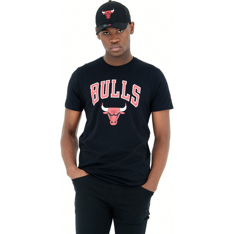black chicago bulls shirt